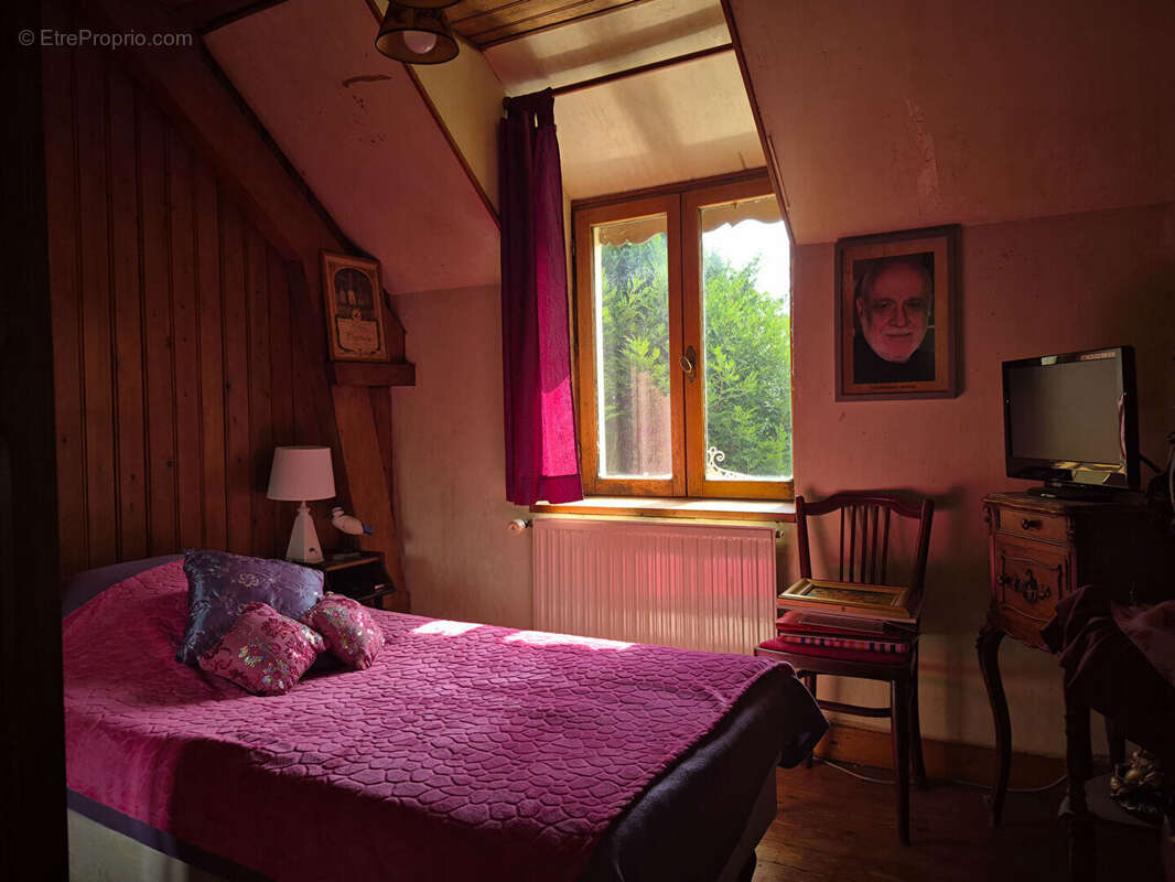 Jolie maison en pierre de type F3 en coeur  de bourg! - photo 7
