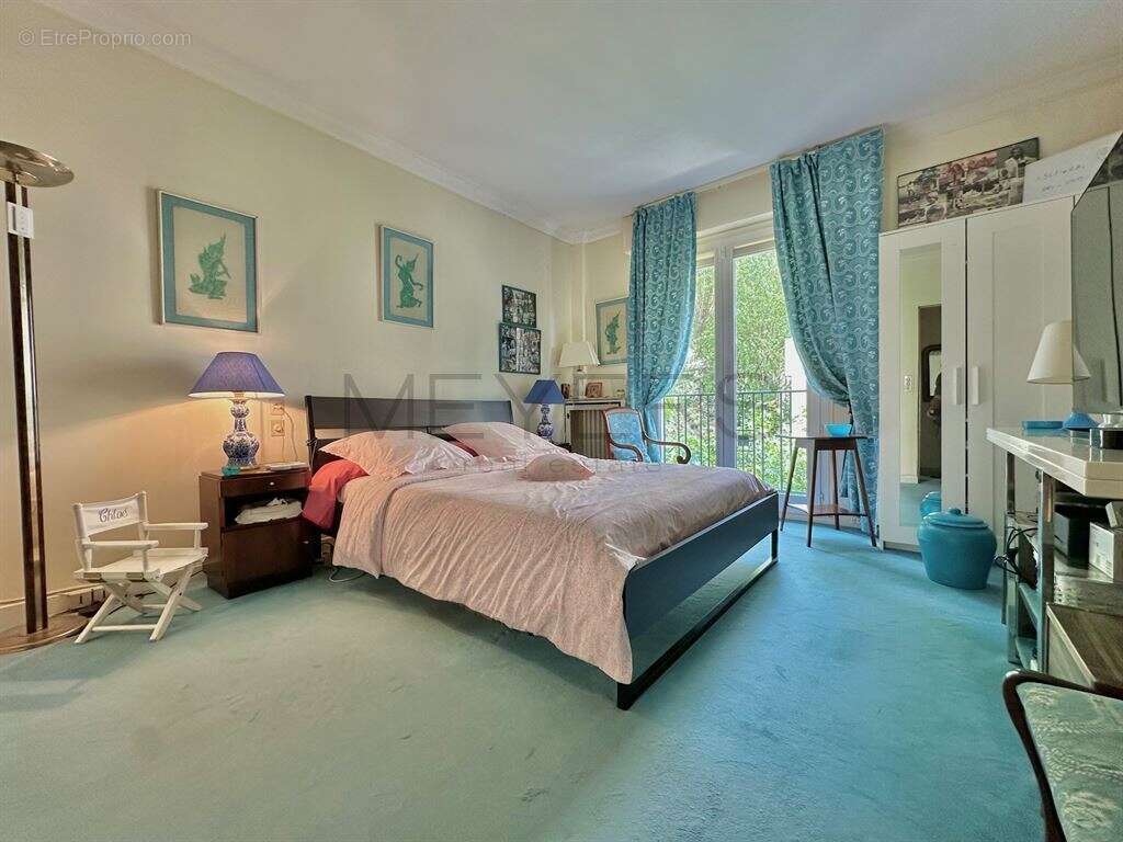 Appartement 165 m² à Paris-16e  - photo 11