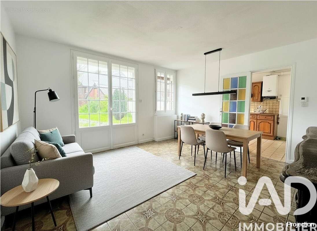 Photo 2 - Maison à MALAUNAY