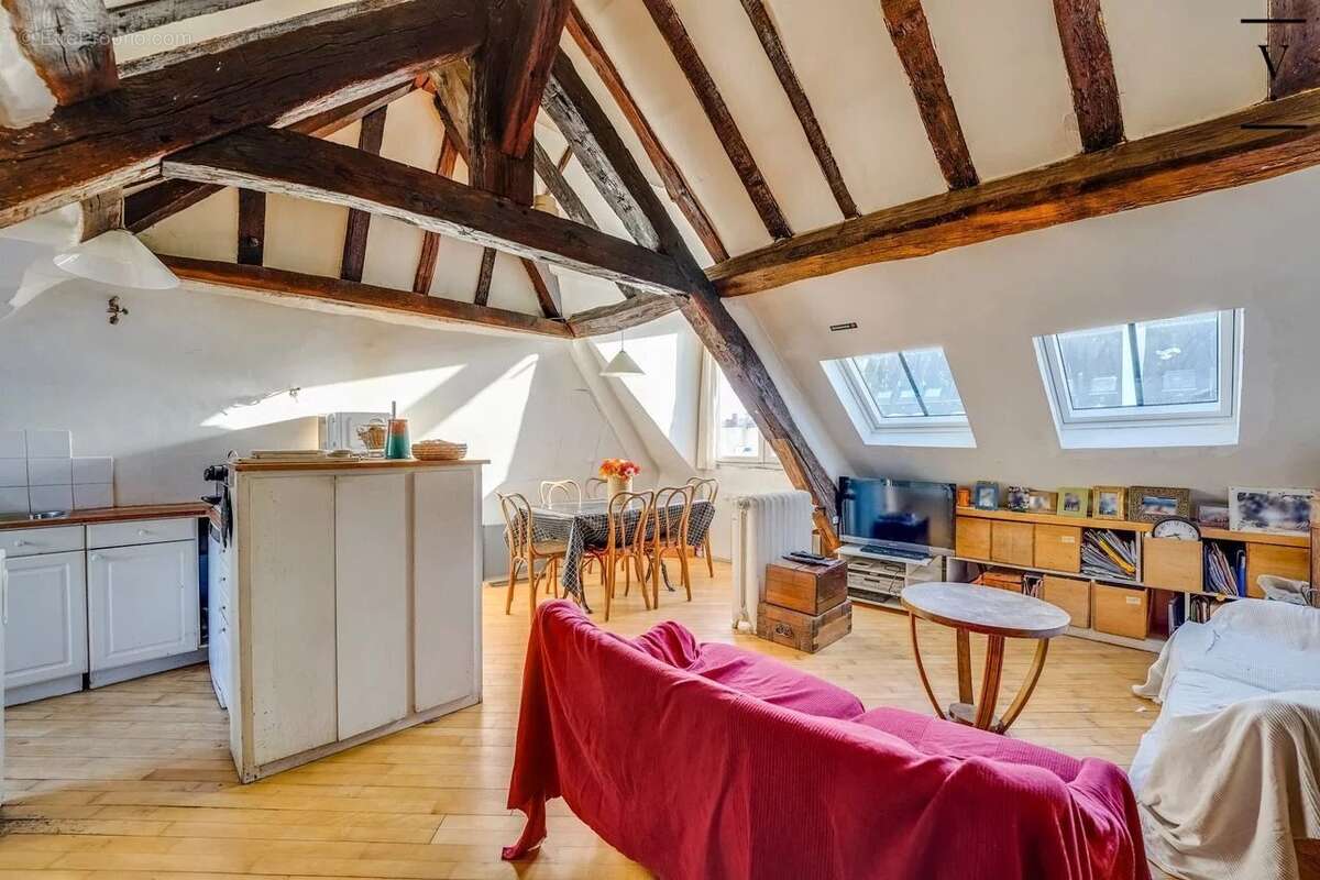 4° - proche quais de seine - duplex en dernier etage - photo 2