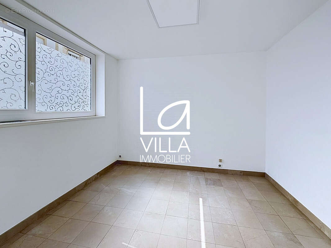 Commerce 38 m² à Wimereux  - photo 3