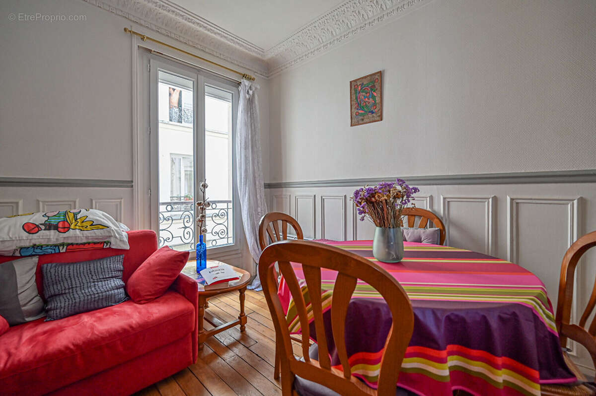 Appartement à PARIS-18E