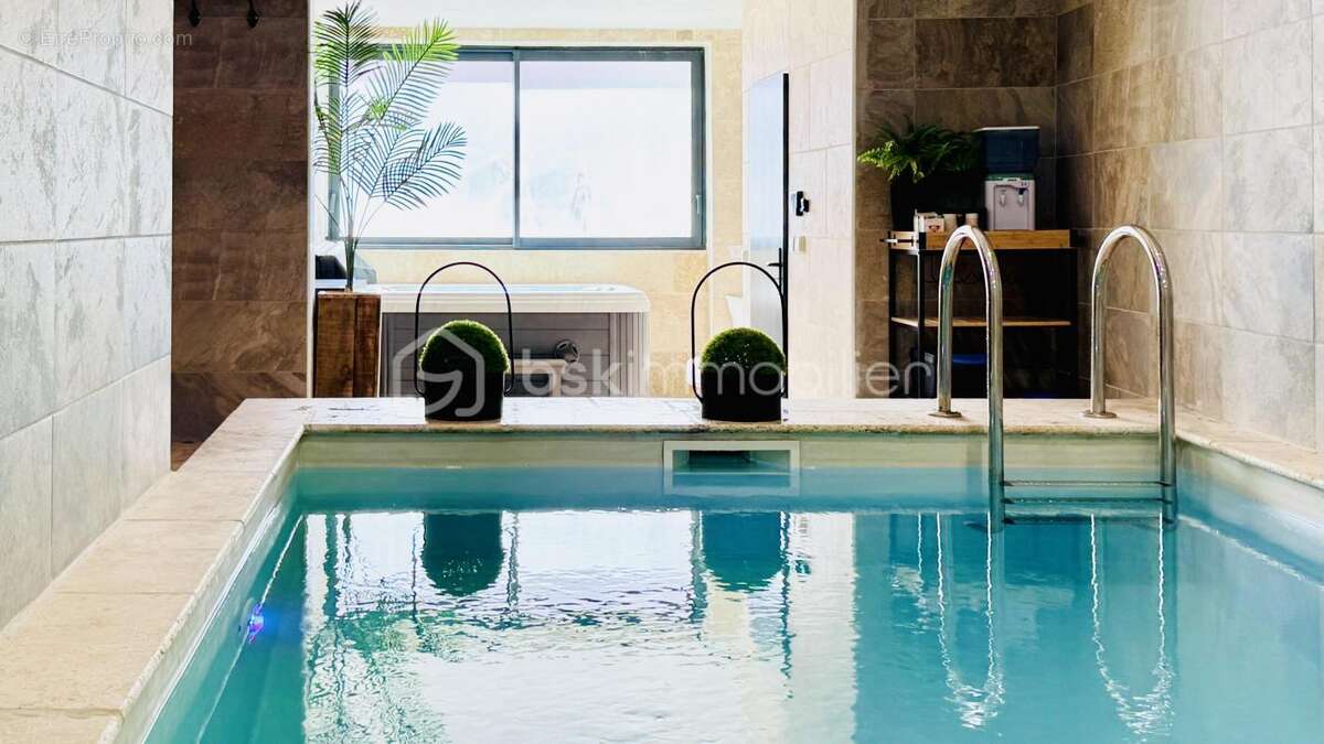 Maison avec 3 appartements modernes - photo 3