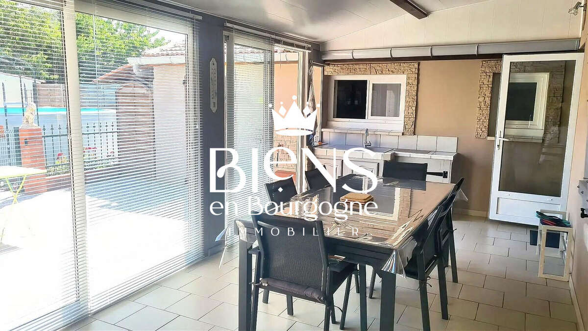 Maison 97 m² à Seurre  - photo 4