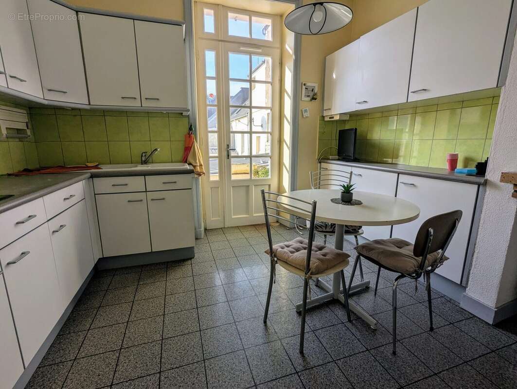 cuisine (1er étage) - Maison à ISIGNY-SUR-MER