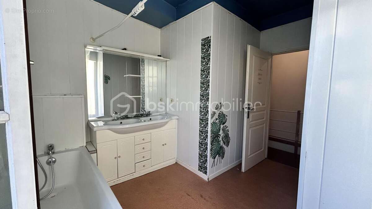 Maison à MOULEYDIER