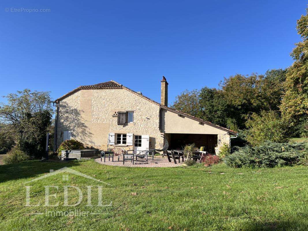 Maison de campagne de 196m2 - photo 10