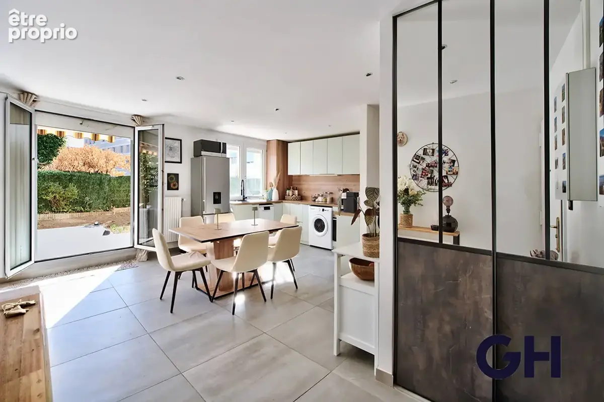 Caluire-et-cuire - crépieux - appartement de caractère avec jardin privatif - photo 2