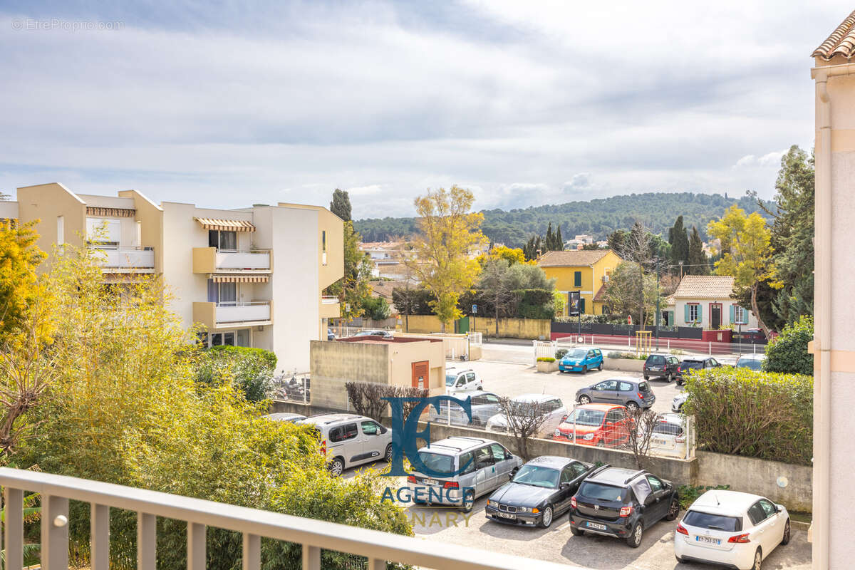 Appartement à SIX-FOURS-LES-PLAGES