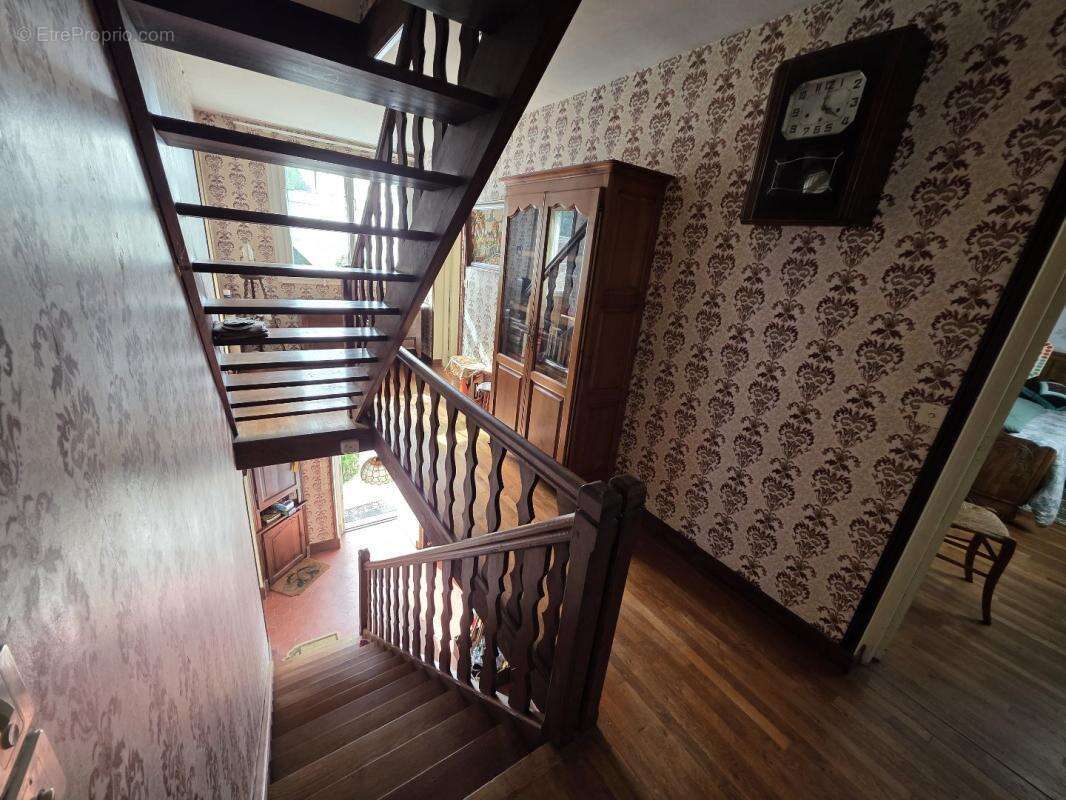 Maison à LIGNAC