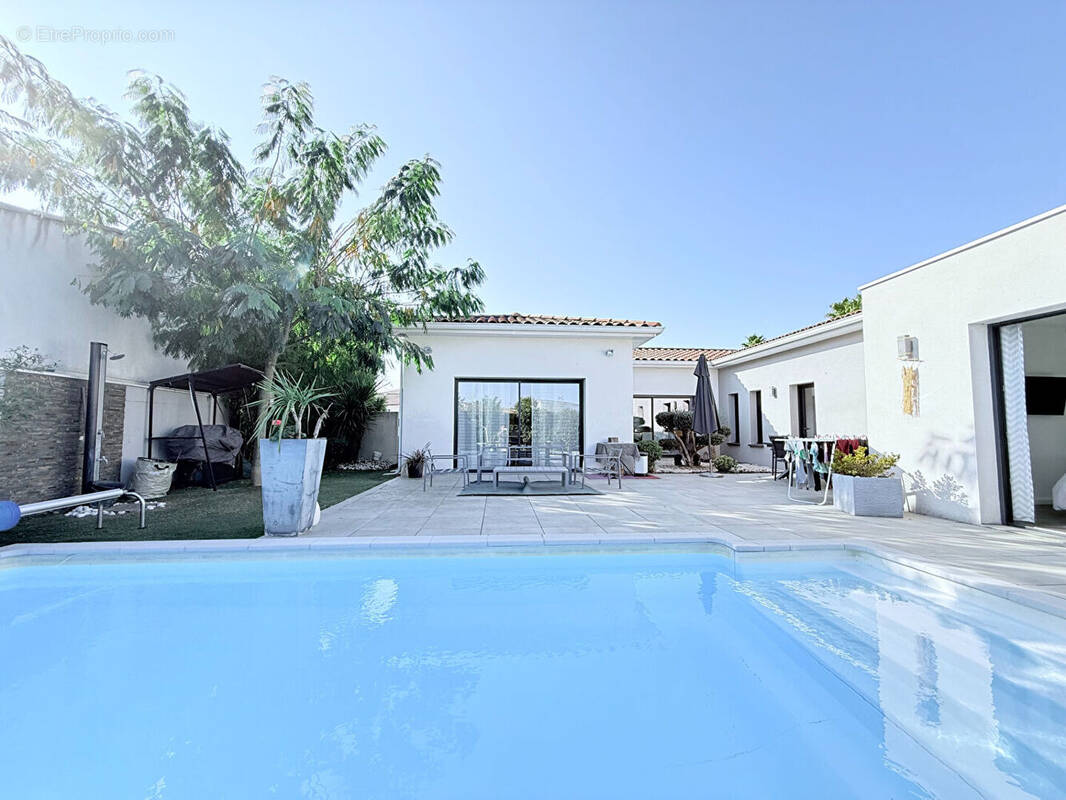 Maison à SERVIAN