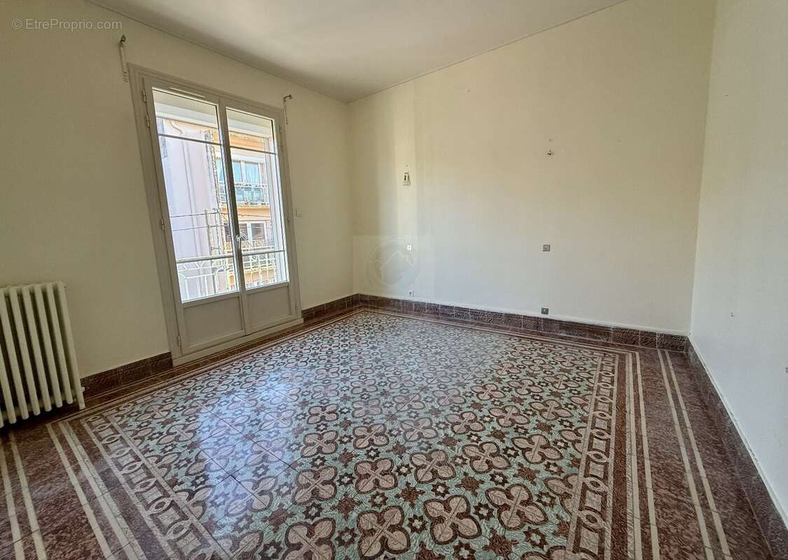 Appartement à BEZIERS