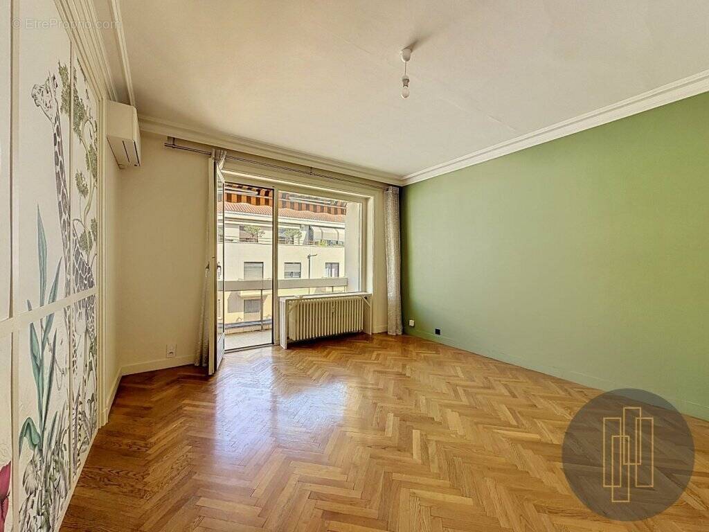 Appartement à LYON-6E