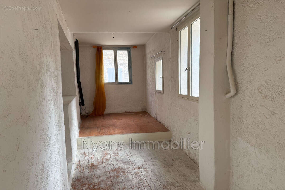 Appartement à LES PILLES
