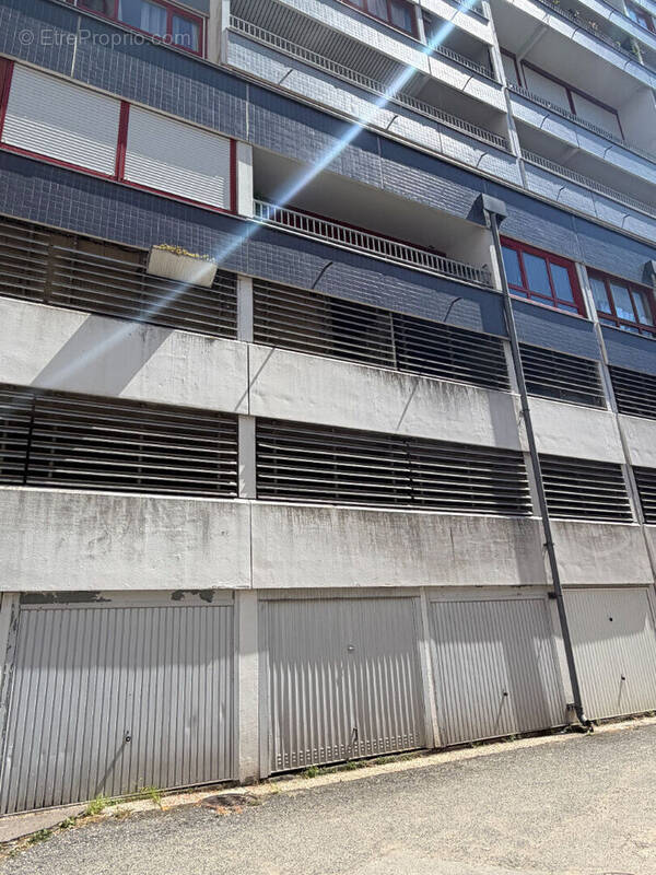 Parking à NANTERRE