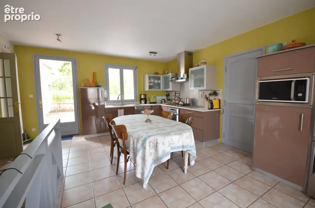 CHARLY SUR MARNE (02)  à vendre Maison de caractère de 7 pièces - photo 8