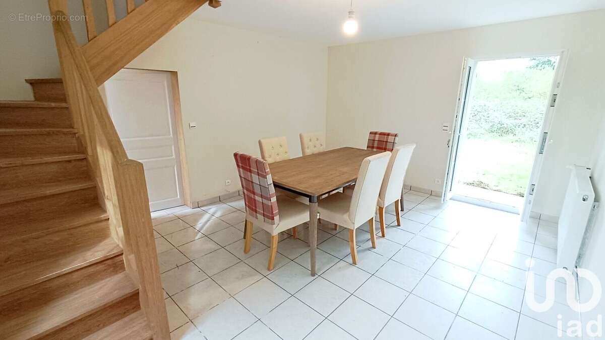 Maison 92 m² à Maisonnais  - photo 2