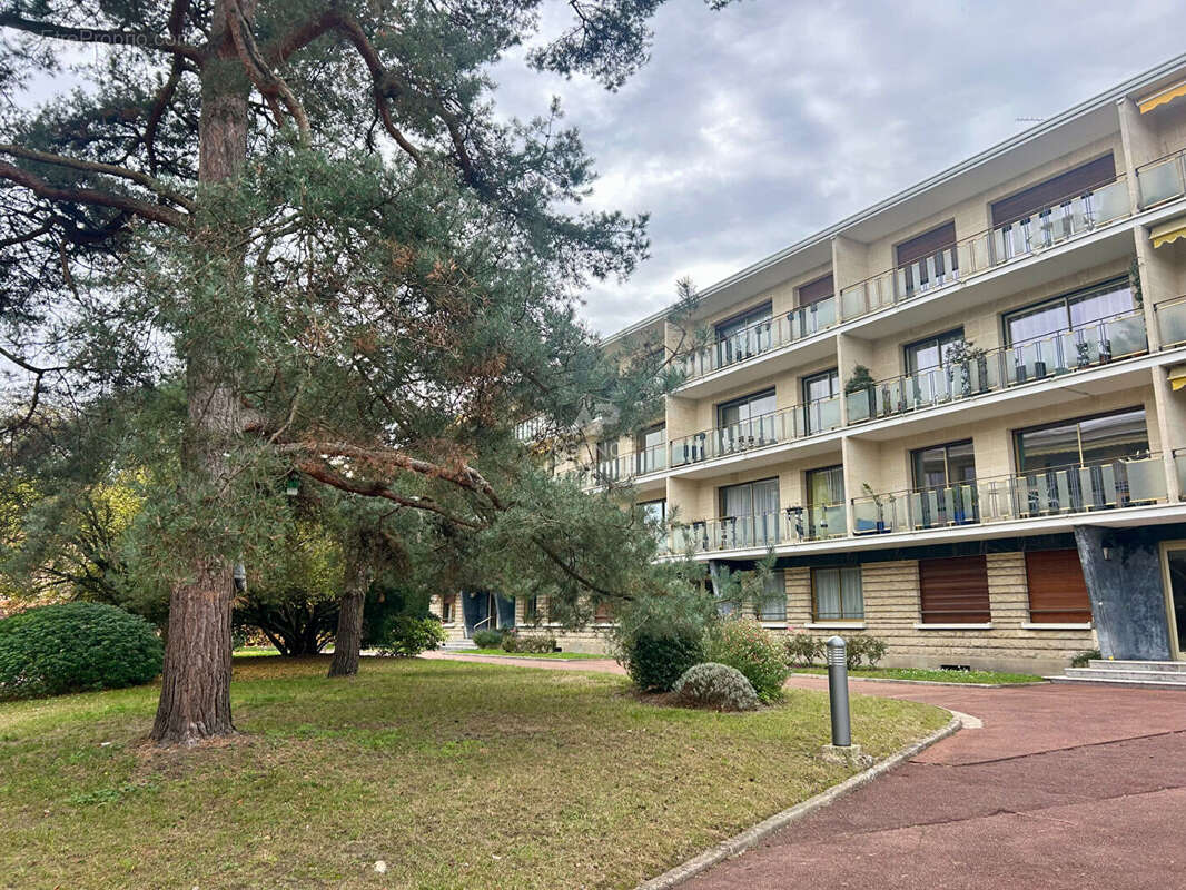 Appartement à MAISONS-LAFFITTE