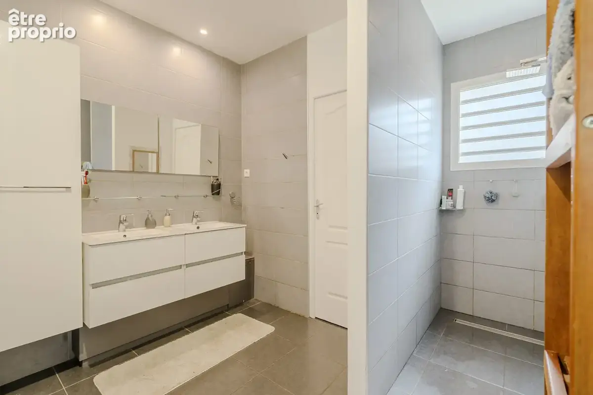 Maison 85 m² à Saint-Paul  - photo 8