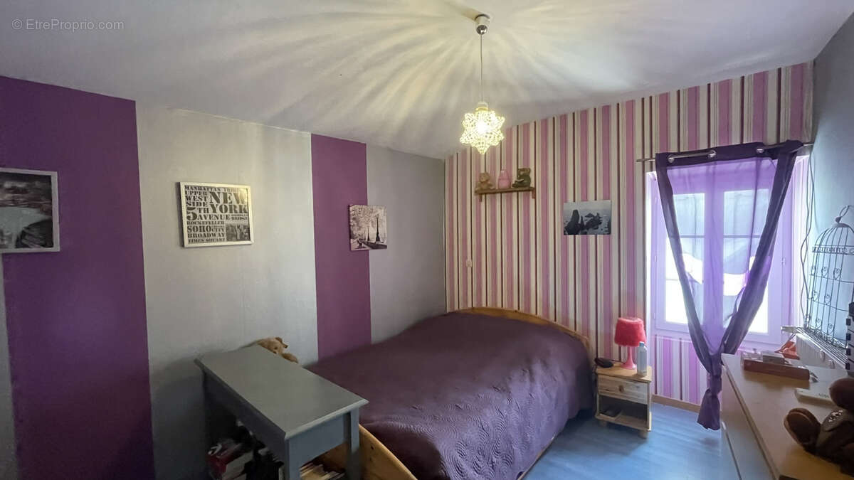 Maison ancienne, 157m2, FRONTENAY-ROHAN-ROHAN - photo 10