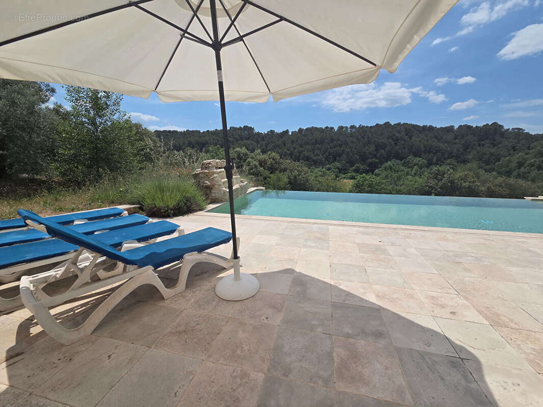 Maison à BARJOLS