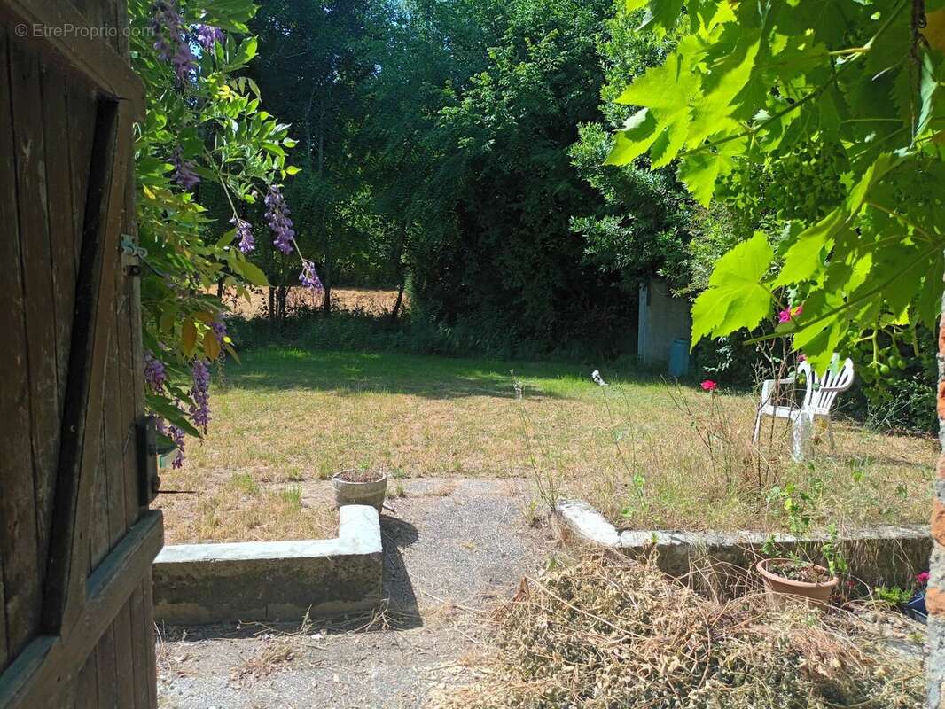 Charmante maison de village avec un potentiel infini ! - photo 17