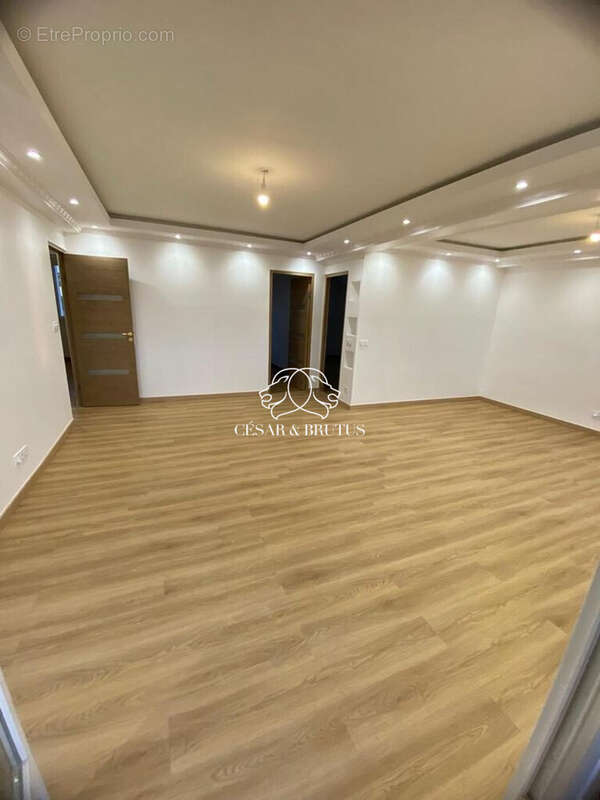 Appartement à SAINTE-FOY-LES-LYON