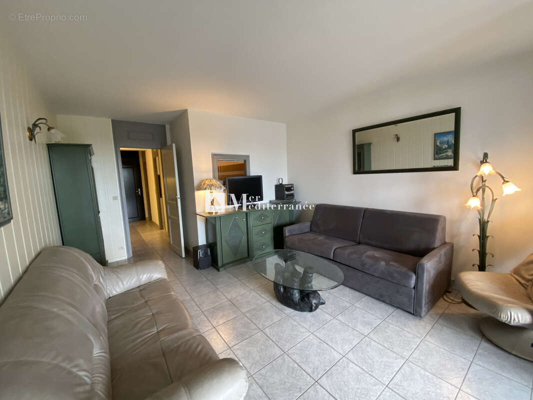 Appartement à COGOLIN