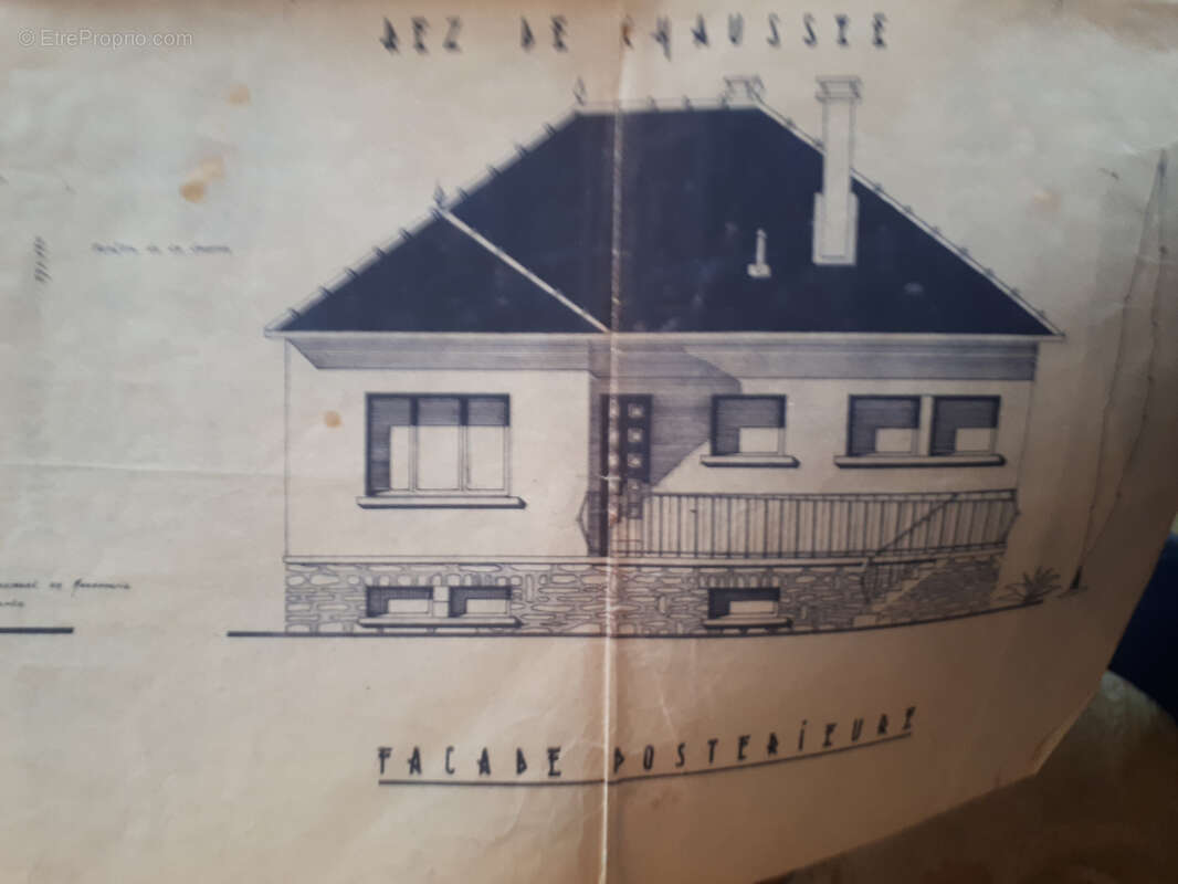 Maison à LES ORMES