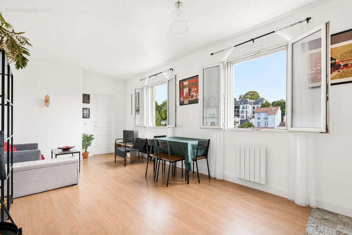 Appartement à IVRY-SUR-SEINE