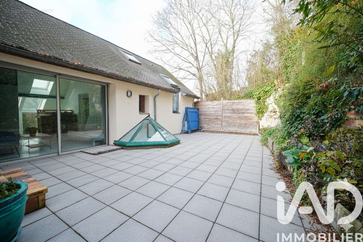 Photo 2 - Maison à LA FRETTE-SUR-SEINE