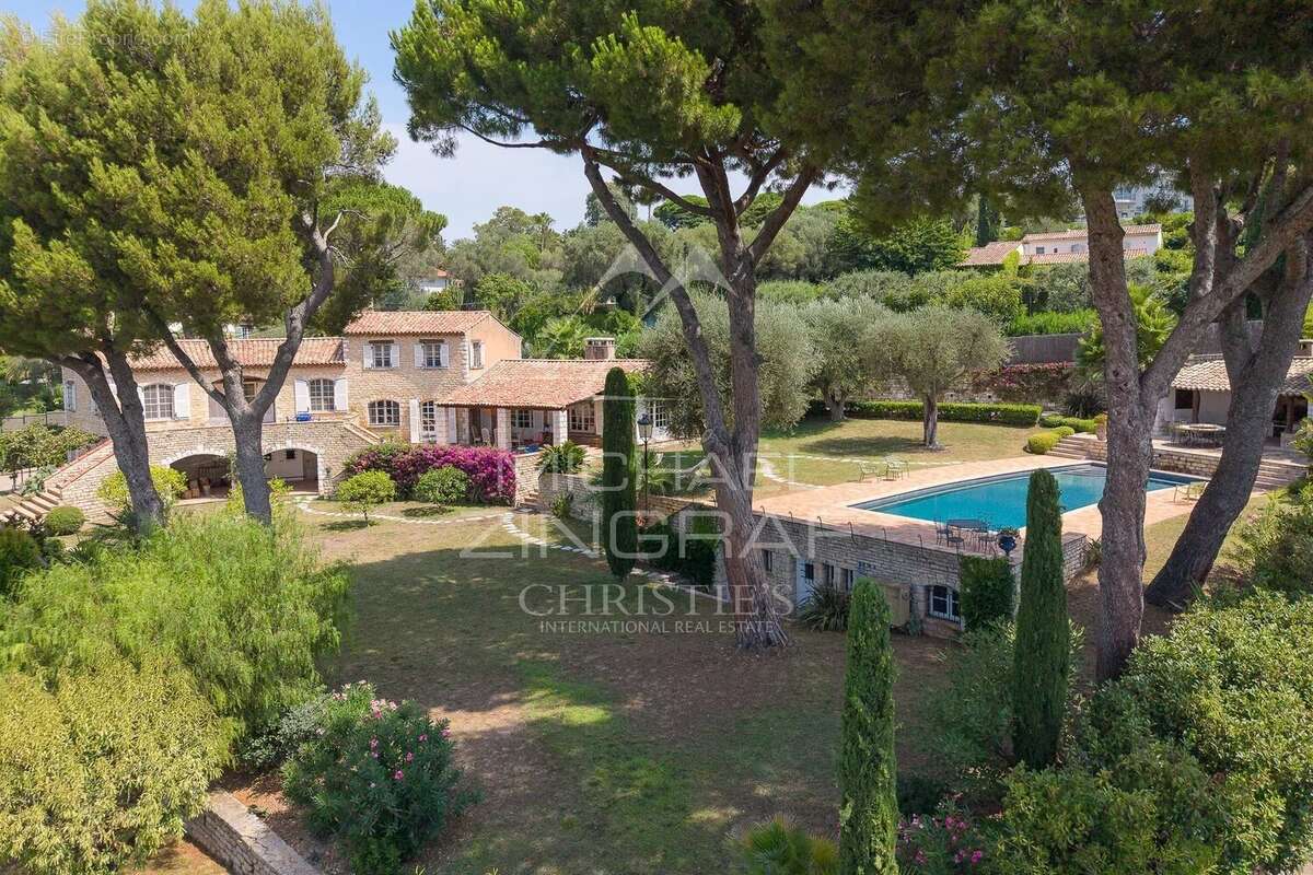 Exclusivité Mas d’exception avec vue mer panoramique au Cap d’Antibes - photo 5