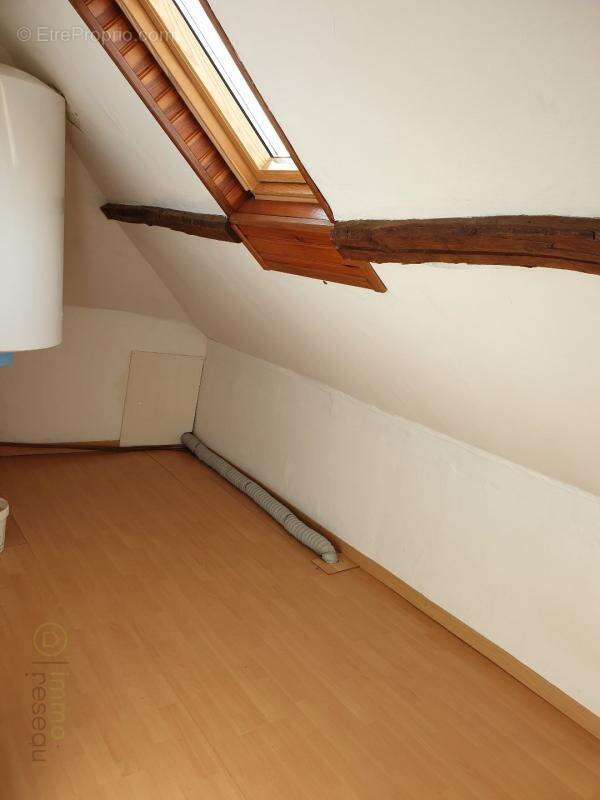 Appartement à ESQUENNOY