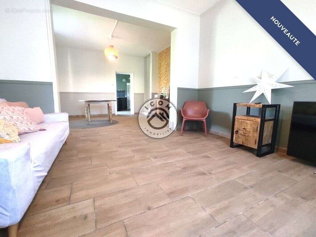 Maison à AULNOYE-AYMERIES