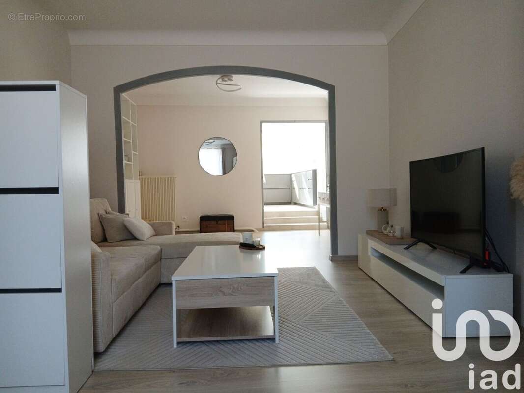 Photo 2 - Maison à CHINON