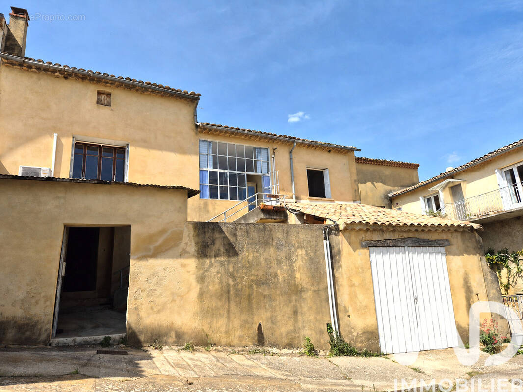 Photo 1 - Maison à SABRAN