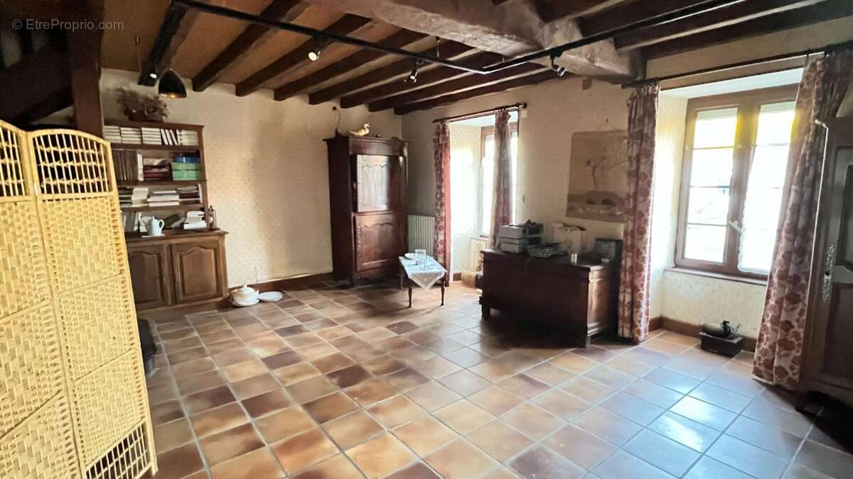Maison St Mesmin 93 m² - photo 4