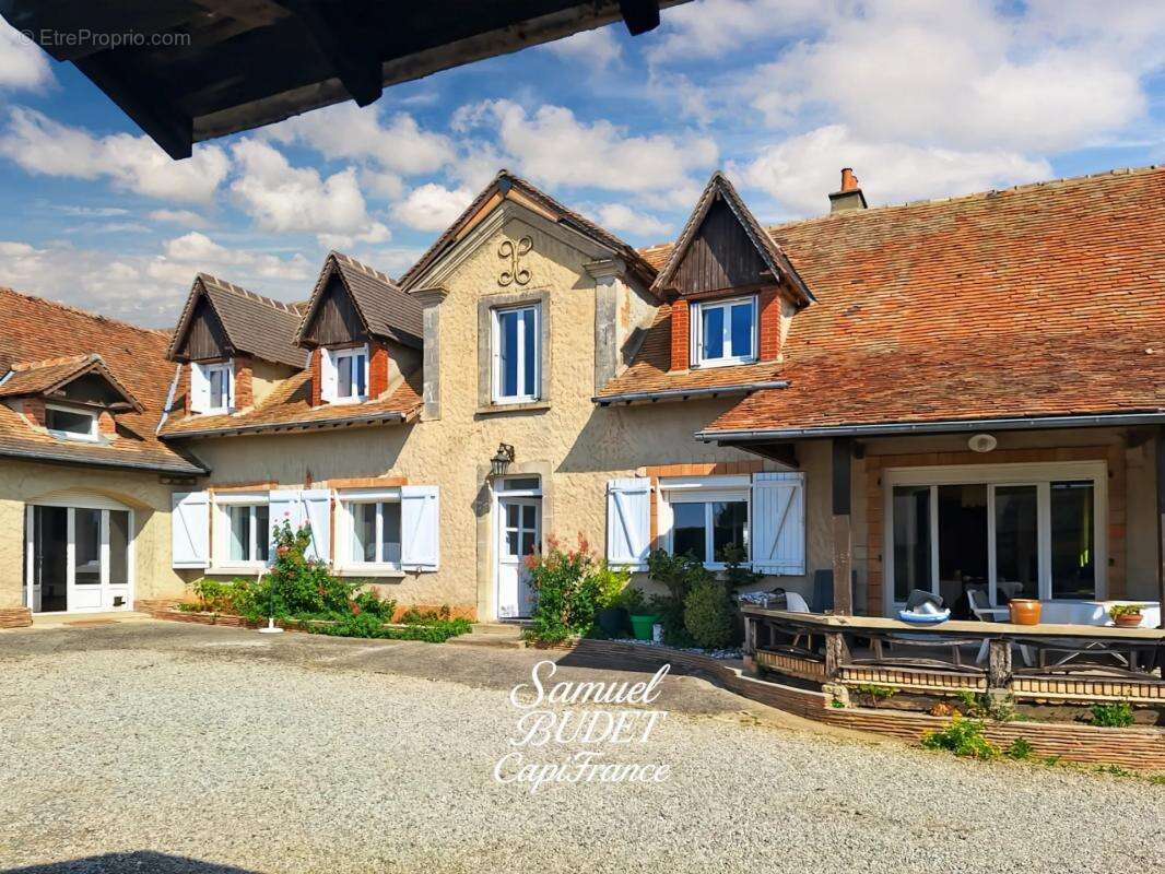 Maison à FYE