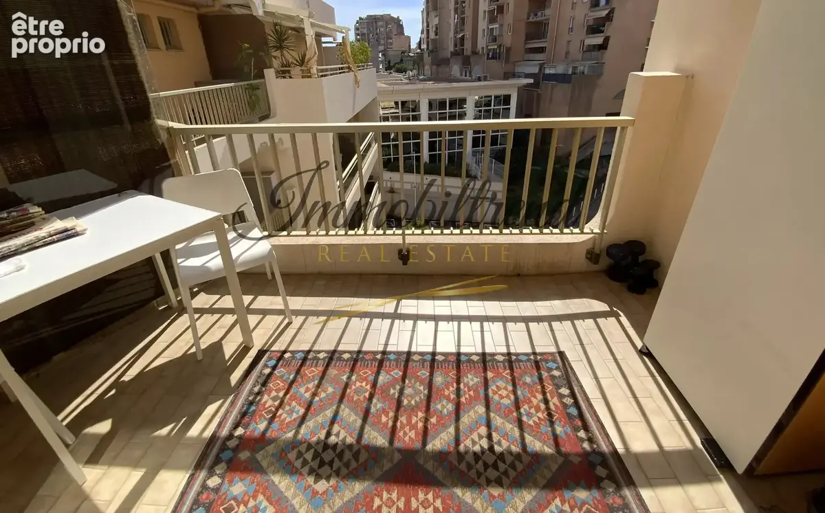 Beausoleil limite Monaco-Place des Moulins, 2 pieces de 50,7 m2 avec cave et garage fermé - photo 4