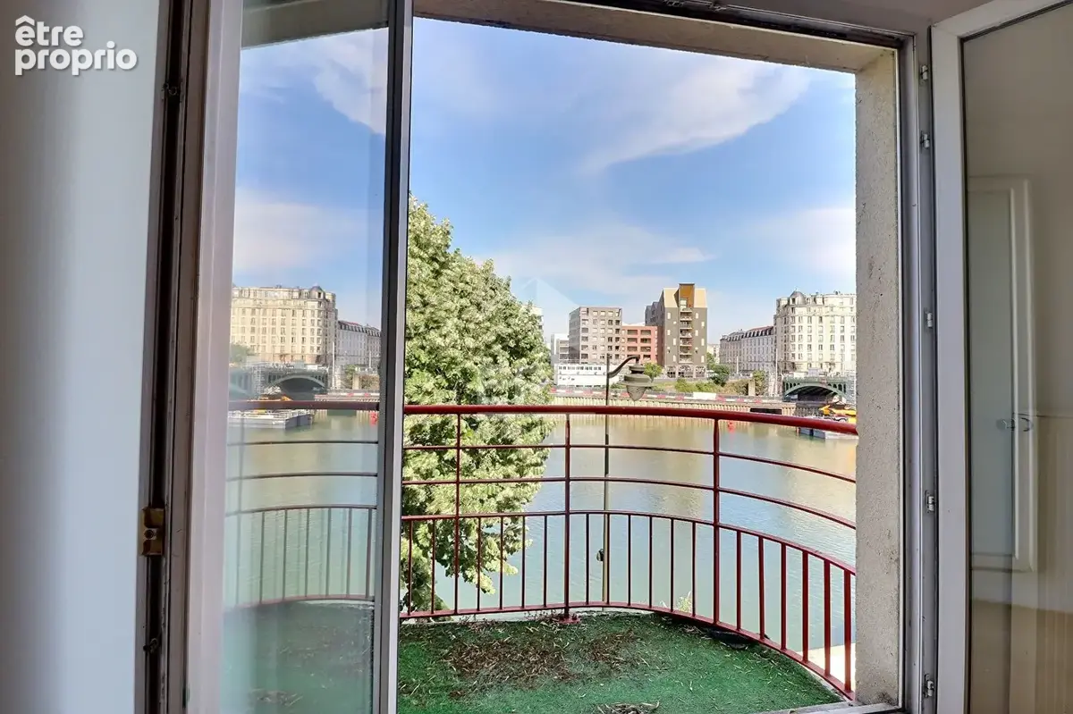 Appartement à L'ILE-SAINT-DENIS