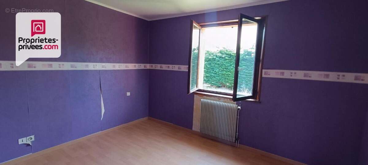 Maison 185 m2 et bâtiment annexe - photo 8