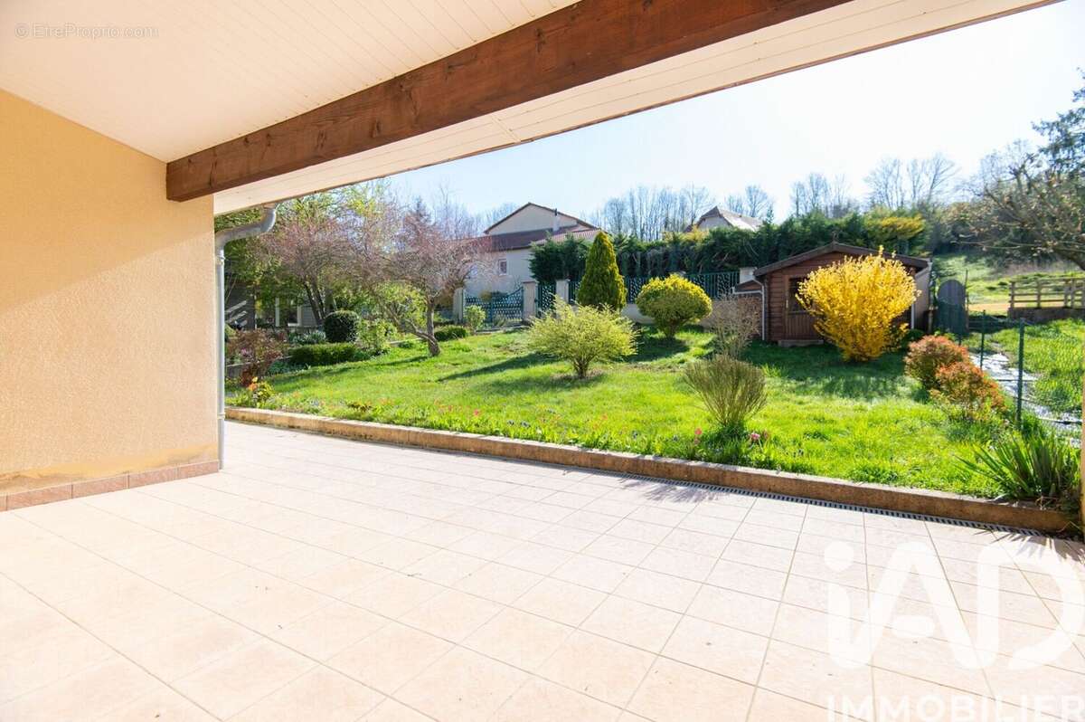 Photo 2 - Maison à MONTIGNY-LES-METZ