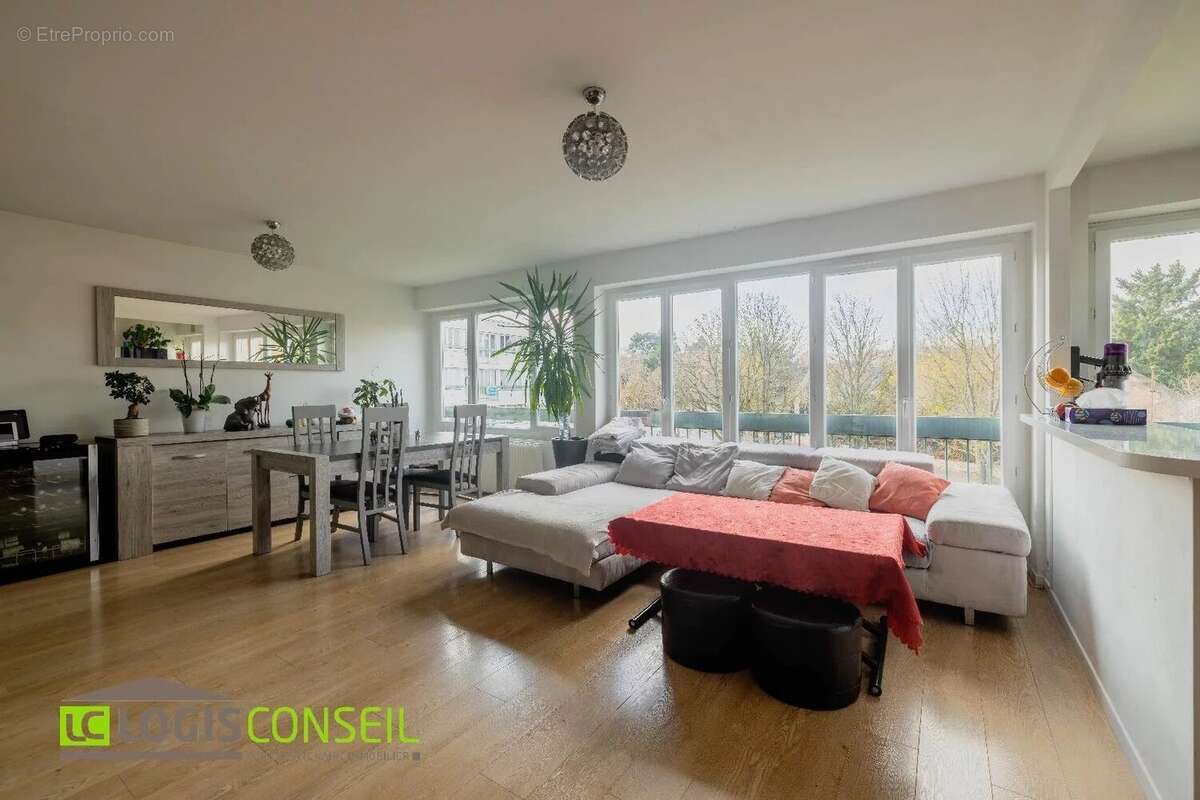 Appartement à CHATENAY-MALABRY