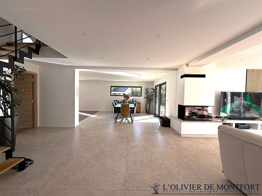 Maison à MONTFORT-L'AMAURY