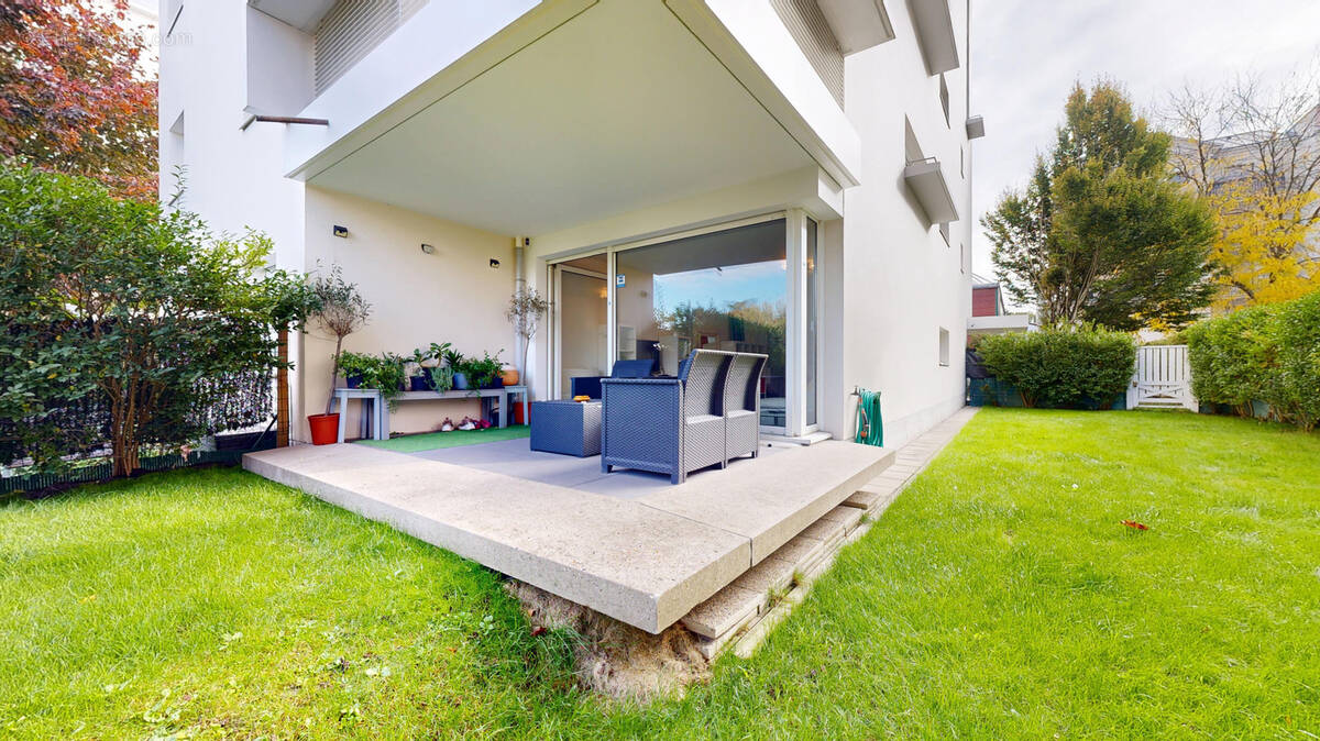 Appartement à LE PLESSIS-ROBINSON