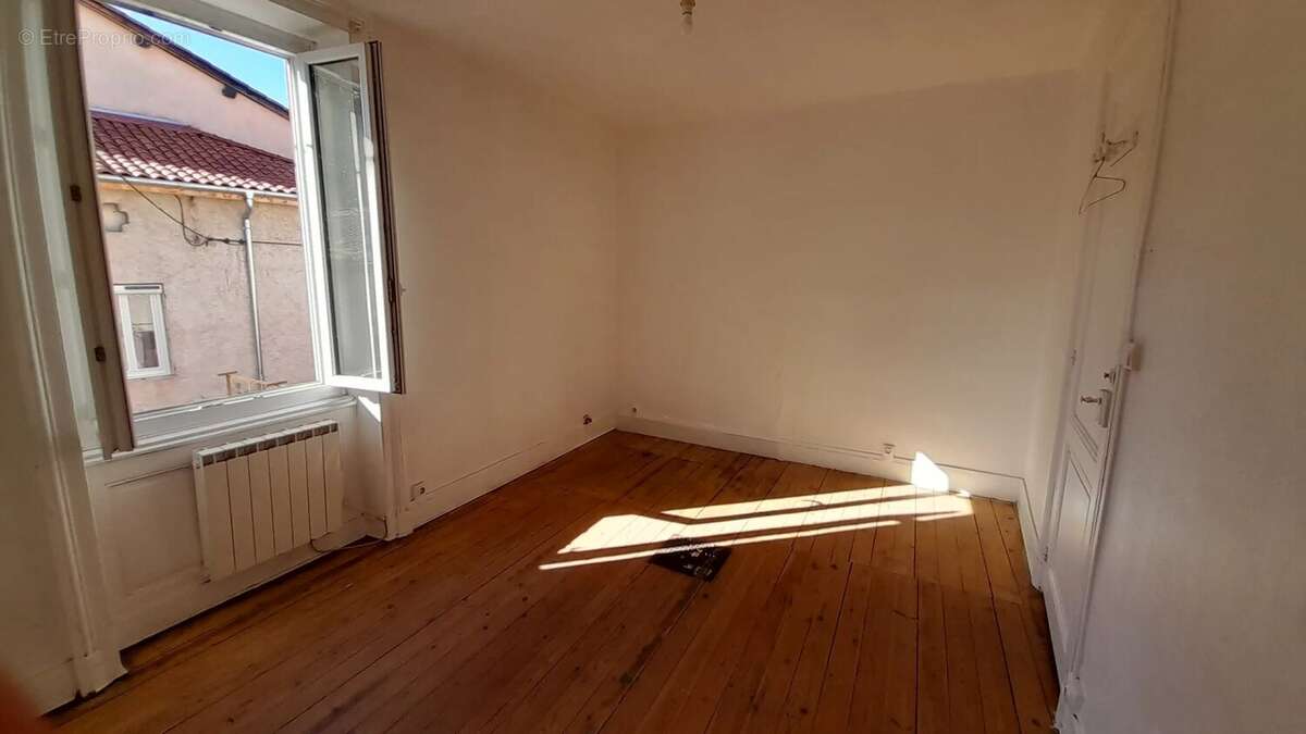 Appartement à MONTMERLE-SUR-SAONE