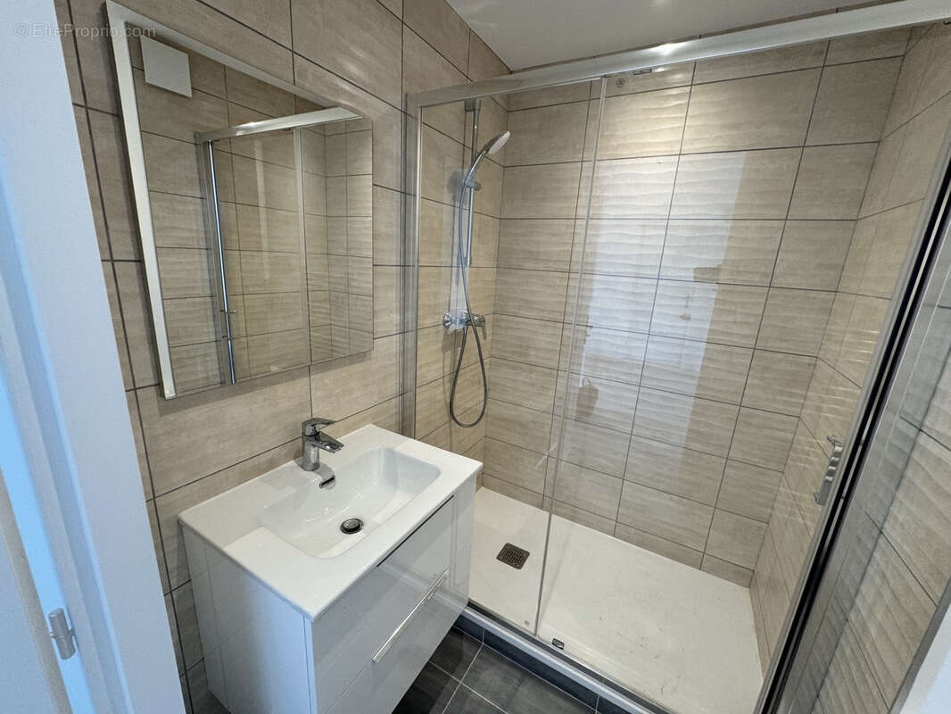 Appartement à VENISSIEUX