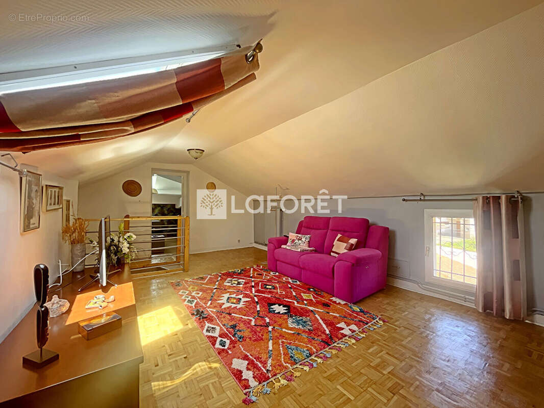 Maison à PIERRECLOS