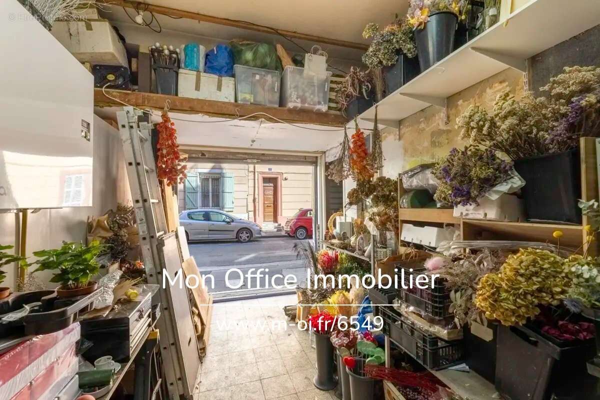 Commerce à MARSEILLE-5E