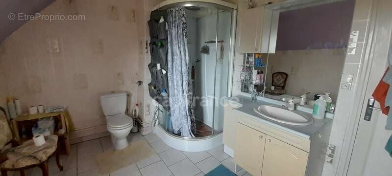 Maison à LURCY-LEVIS